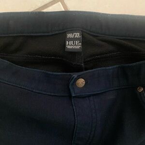 HUE Women's Deep Navy Jeggings